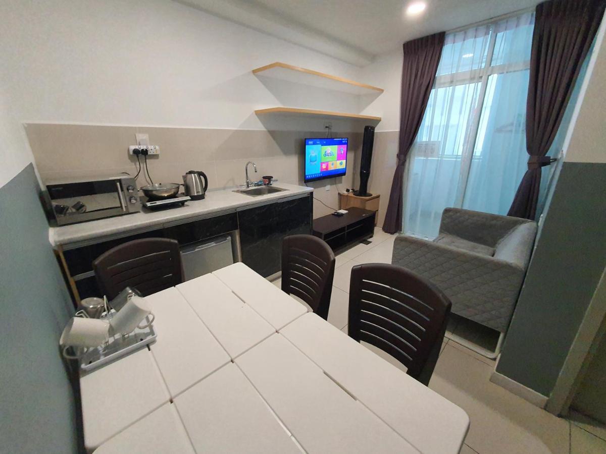 Lts Homestay At Sutera Avenue Kota Kinabalu Buitenkant foto
